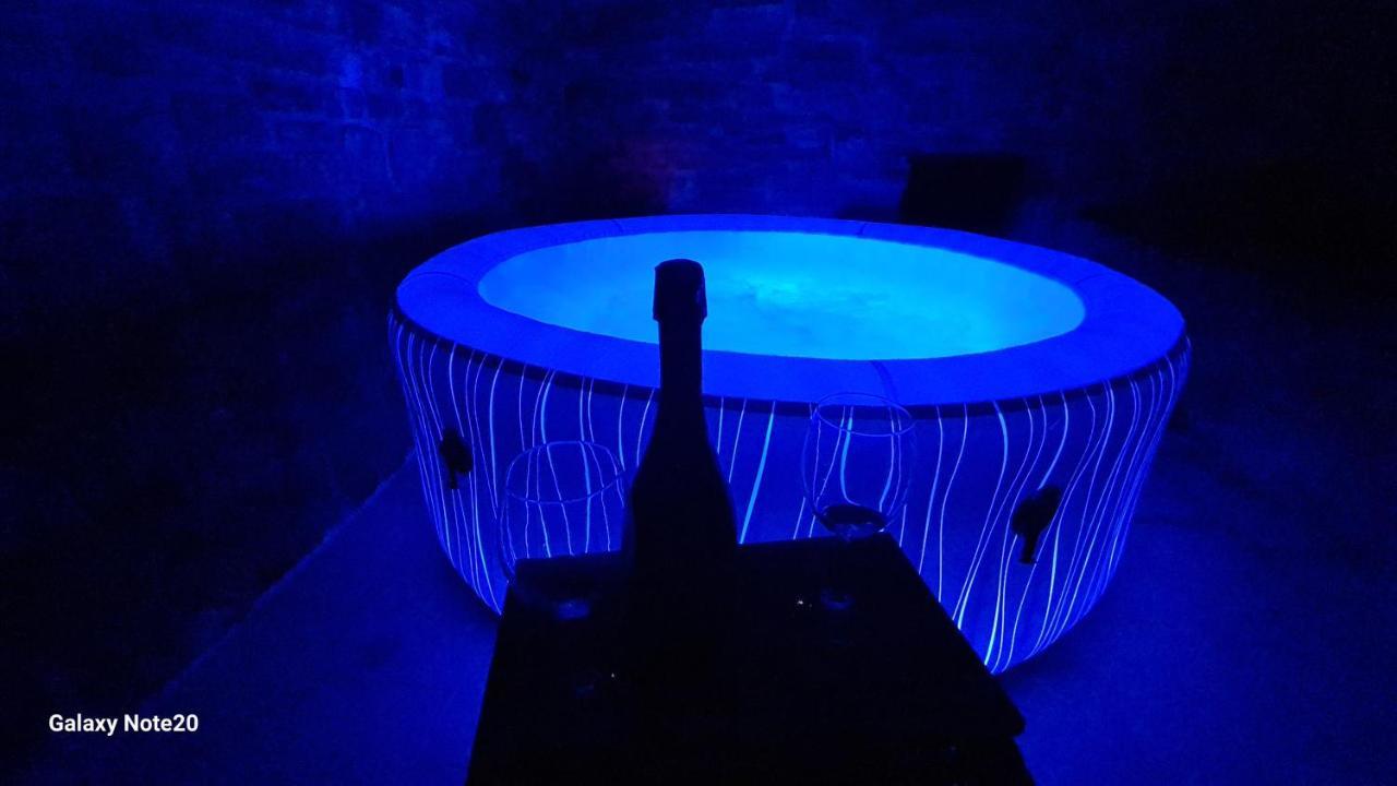 Апартаменты Hisa Kapis With Hot Tube Копер Экстерьер фото